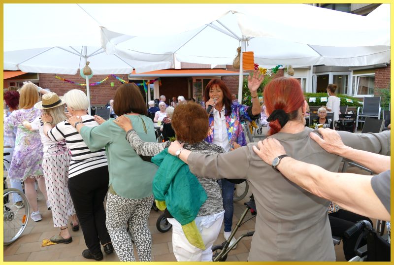 Polonaise mit dem Hit Polonaise Blankenese